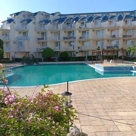 Rutland Bay Apartmán *